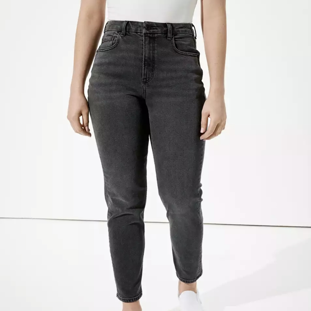 NWT American Eagle curvy mom jeans black size 6